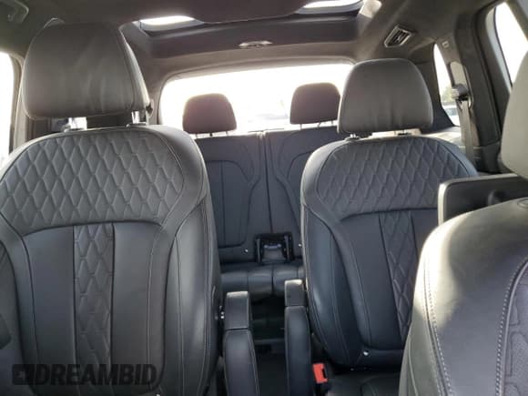 ✅ 2019 BMW X7 xDrive50i • VIN: 5UXCX4C55KLB39499 • Lot: 86659285. Wystawiony na Copart z przebiegiem 57 571 mil. Bezpłatny archiwum sprzedaży aukcyjnych z USA i szczegółowy raport historii pojazdu na DreamBid. Zdjęcie 10.