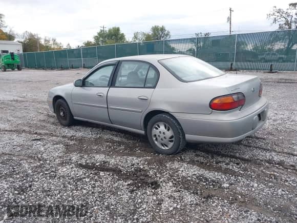 1998 Chevrolet Malibu с VIN 1G1ND52M1W6247033, выставлен на аукционе IAAI как лот 43569695 с пробегом 135 579 миль миль и . История ставок и продаж доступна на DreamBid. Изображение 3.
