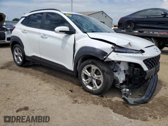 ✅ 2022 Hyundai Kona Preferred • VIN: KM8K6CAB1NU809821 • Лот: 61829394. Опубликован ранее на Copart с пробегом 104 425 миль. Бесплатный доступ к архиву аукционных продаж из США и подробный отчёт об истории автомобиля на DreamBid. Изображение 4.