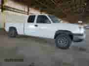 ✅ 2005 Chevrolet Silverado 1500 LS • VIN: 1GCEK19V05Z102728 • Lot: 42457325. Wystawiony na Copart z przebiegiem 313 488 mil mil. Skorzystaj z bezpłatnego archiwum sprzedaży aukcyjnych z USA i zobacz szczegółowy raport historii pojazdu na DreamBid. Zdjęcie 4.