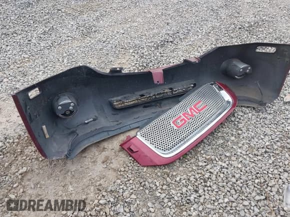 ✅ 2008 GMC Envoy Denali • VIN: 1GKET63M682253844 • Lot: 43384130. Listed on IAAI with 182,567 mi. Free auction sales archive from the USA and detailed vehicle history report at DreamBid. Image 12.