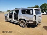 ✅ 2017 Chevrolet Suburban Premier • VIN: 1GNSKJKC7HR143736 • Lot: 69803354. Wystawiony na Copart z przebiegiem 112 993 mil. Bezpłatny archiwum sprzedaży aukcyjnych z USA i szczegółowy raport historii pojazdu na DreamBid. Zdjęcie 2.