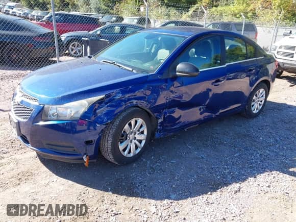 2012 Chevrolet Cruze LS с VIN 1G1PC5SH6C7370427, выставлен на аукционе IAAI как лот 43393052 с пробегом 151 659 миль миль и . История ставок и продаж доступна на DreamBid. Изображение 17.