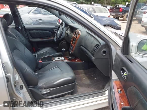 ✅ 2004 Hyundai Sonata GLS • VIN: KMHWF35H44A994723 • Lot: 42666220. Listed on IAAI with 151,202 mi. Free auction sales archive from the USA and detailed vehicle history report at DreamBid. Image 5.