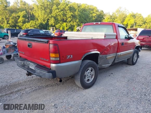 ✅ 2001 Chevrolet Silverado 1500 LS • VIN: 1GCEK14T61Z297444 • Лот: 42549305. Опубликован ранее на IAAI с пробегом 211 853 миль. Бесплатный доступ к архиву аукционных продаж из США и подробный отчёт об истории автомобиля на DreamBid. Изображение 4.