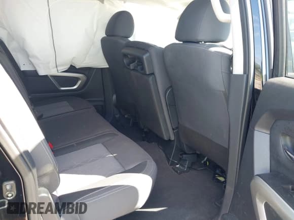 ✅ 2022 Nissan Titan SV • VIN: 1N6AA1EC3NN107352 • Лот: 43465276. Опубликован ранее на IAAI с пробегом 91 266 миль. Бесплатный доступ к архиву аукционных продаж из США и подробный отчёт об истории автомобиля на DreamBid. Изображение 8.