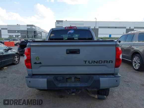 ✅ 2020 Toyota Tundra SR5 • VIN: 5TFDY5F18LX880044 • Lot: 43378688. Listed on IAAI with 156,314 mi. Free auction sales archive from the USA and detailed vehicle history report at DreamBid. Image 15.