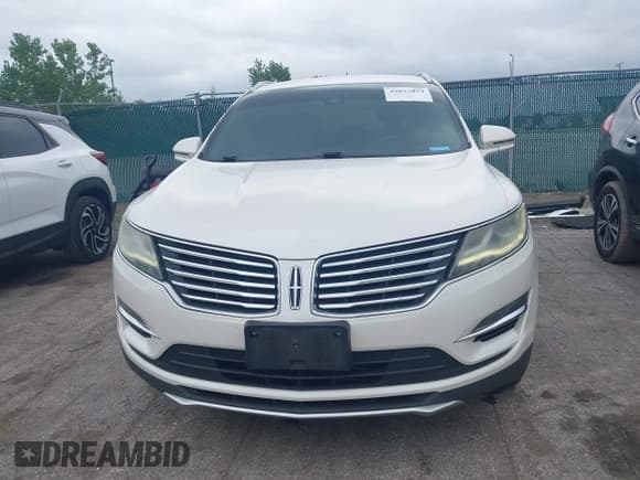 ✅ 2016 Lincoln MKC Select • VIN: 5LMCJ2D96GUJ18127 • Lot: 43033059. Listed on IAAI with 120,174 mi. Free auction sales archive from the USA and detailed vehicle history report at DreamBid. Image 12.