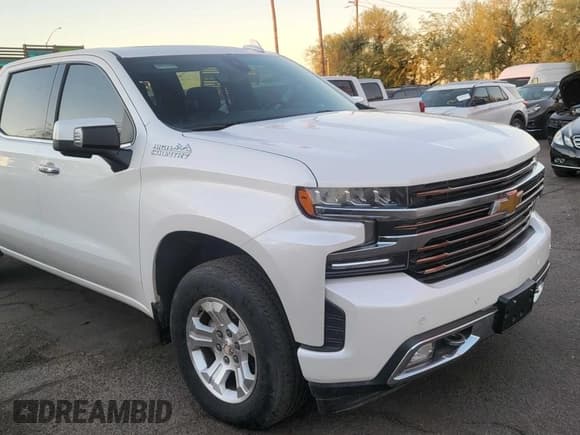 ✅ 2020 Chevrolet Silverado 1500 High Country • VIN: 3GCPWFEDXLG409568 • Lot: 79706864. Wystawiony na Copart z przebiegiem 44 792 mil. Bezpłatny archiwum sprzedaży aukcyjnych z USA i szczegółowy raport historii pojazdu na DreamBid. Zdjęcie 1.