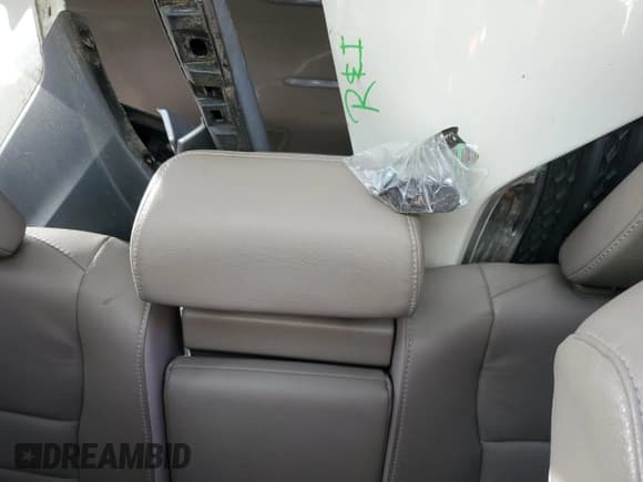 ✅ 2017 Honda Pilot Touring • VIN: 5FNYF6H96HB072678 • Лот: 90980025. Опубликован ранее на Copart с пробегом 98 526 миль. Бесплатный доступ к архиву аукционных продаж из США и подробный отчёт об истории автомобиля на DreamBid. Изображение 10.