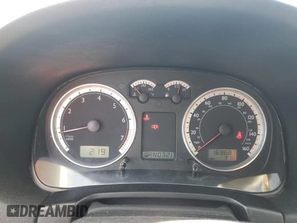 ✅ 2005 Volkswagen Jetta GLS • VIN: 3VWSK69MX5M024142 • Lot: 69116315. Listed on Copart with 169,687 mi. Free auction sales archive from the USA and detailed vehicle history report at DreamBid. Image 9.