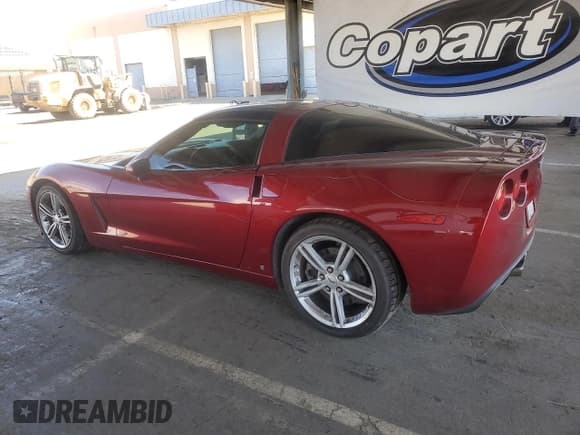 ✅ 2007 Chevrolet Corvette • VIN: 1G1YY26U975132004 • Lot: 69692385. Listed on Copart with 111,648 mi. Free auction sales archive from the USA and detailed vehicle history report at DreamBid. Image 2.