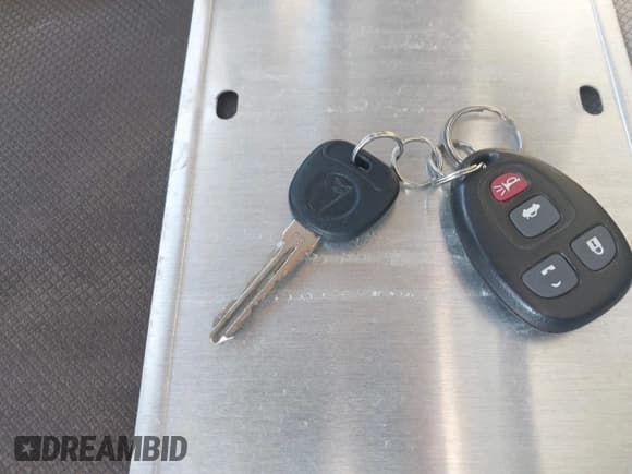 ✅ 2007 Pontiac Grand Prix • VIN: 2G2WP582871224340 • Lot: 42972492. Wystawiony na IAAI z przebiegiem 228 485 mil. Bezpłatny archiwum sprzedaży aukcyjnych z USA i szczegółowy raport historii pojazdu na DreamBid. Zdjęcie 11.