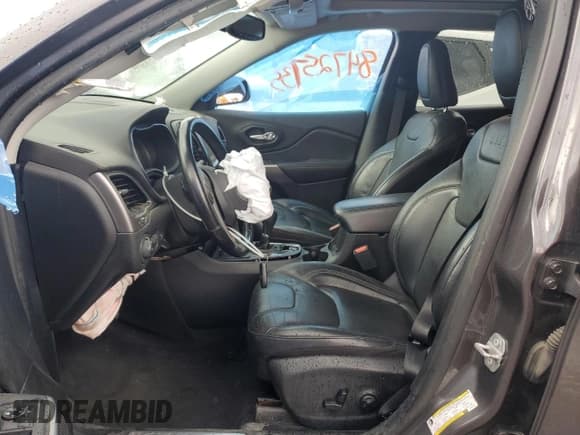 ✅ 2020 Jeep Cherokee Limited • VIN: 1C4PJMDX1LD572217 • Lot: 84725735. Wystawiony na Copart z przebiegiem 70 887 mil. Bezpłatny archiwum sprzedaży aukcyjnych z USA i szczegółowy raport historii pojazdu na DreamBid. Zdjęcie 7.