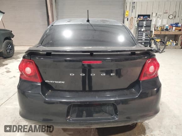 ✅ 2014 Dodge Avenger SE • VIN: 1C3CDZAG7EN193621 • Лот: 87881575. Опубликован ранее на Copart с пробегом 20 272 миль. Бесплатный доступ к архиву аукционных продаж из США и подробный отчёт об истории автомобиля на DreamBid. Изображение 6.