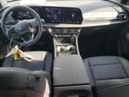 ✅ 2025 Chevrolet Traverse FWD LT • VIN: 1GNERGRS4SJ308883 • Lot: 84814195. Wystawiony na Copart z przebiegiem 1 134 mil. Bezpłatny archiwum sprzedaży aukcyjnych z USA i szczegółowy raport historii pojazdu na DreamBid. Zdjęcie 8.