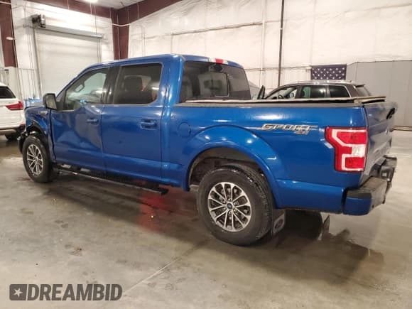 ✅ 2018 Ford F-150 XLT • VIN: 1FTEW1EP7JFB59242 • Lot: 82526395. Wystawiony na Copart z przebiegiem 202 196 mil. Bezpłatny archiwum sprzedaży aukcyjnych z USA i szczegółowy raport historii pojazdu na DreamBid. Zdjęcie 2.