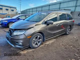 ✅ 2018 Honda Odyssey Touring • VIN: 5FNRL6H84JB005622 • Lot: 94671885. Wystawiony na Copart z przebiegiem 87 429 mil. Bezpłatny archiwum sprzedaży aukcyjnych z USA i szczegółowy raport historii pojazdu na DreamBid. Zdjęcie 1.
