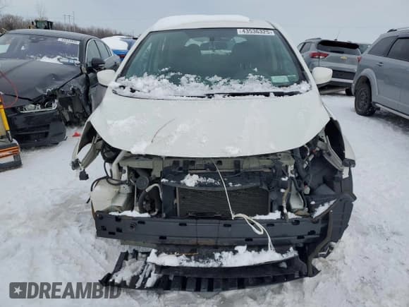 ✅ 2015 Nissan Note SR • VIN: 3N1CE2CP3FL363152 • Лот: 43536325. Опубликован ранее на Copart с пробегом 135 169 миль. Бесплатный доступ к архиву аукционных продаж из США и подробный отчёт об истории автомобиля на DreamBid. Изображение 5.