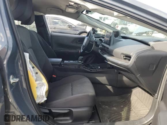 2024 Toyota Prius LE with VIN JTDACAAU6R3037083, listed as a Copart auction lot 83825335 with 27,248 mi miles and Salvage title. Bid and sale history available at DreamBid. Image 7.