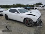 ✅ 2014 Dodge Challenger SRT-8 • VIN: 2C3CDYCJ1EH258264 • Lot: 75100064. Wystawiony na Copart z przebiegiem 105 432 mil. Bezpłatny archiwum sprzedaży aukcyjnych z USA i szczegółowy raport historii pojazdu na DreamBid. Zdjęcie 4.