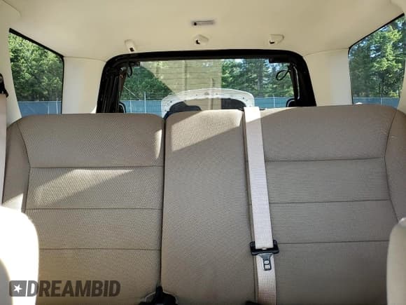 ✅ 2009 Ford Escape XLT • VIN: 1FMCU93G89KB95633 • Lot: 93309725. Listed on Copart with 111,566 mi. Free auction sales archive from the USA and detailed vehicle history report at DreamBid. Image 10.