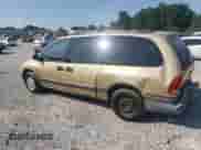 1996 Dodge Caravan SE с VIN 1B4GP44R2TB318119, выставлен на аукционе Copart как лот 61597585 с пробегом 184 701 миль миль и Чистый • Clean title. История ставок и продаж доступна на DreamBid. Изображение 2.