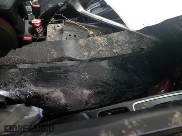 ✅ 2022 Nissan Versa SR • VIN: 3N1CN8FV3NL839640 • Lot: 89626715. Listed on Copart with 47,433 mi. Free auction sales archive from the USA and detailed vehicle history report at DreamBid. Image 12.