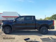 ✅ 2022 Chevrolet Silverado 1500 LT Trail Boss • VIN: 3GCUDFED6NG637224 • Lot: 43317334. Wystawiony na IAAI z przebiegiem 41 714 mil. Bezpłatny archiwum sprzedaży aukcyjnych z USA i szczegółowy raport historii pojazdu na DreamBid. Zdjęcie 14.