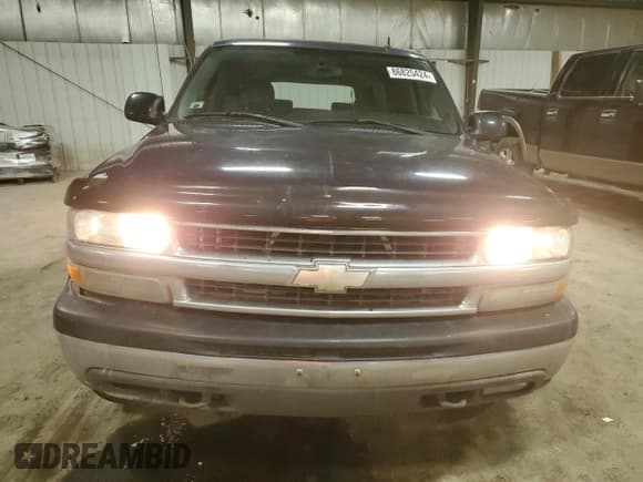 ✅ 2006 Chevrolet Suburban LS • VIN: 1GNFK16Z66J129399 • Лот: 86825424. Опубликован ранее на Copart с пробегом 266 164 миль. Бесплатный доступ к архиву аукционных продаж из США и подробный отчёт об истории автомобиля на DreamBid. Изображение 5.