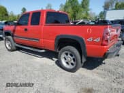 ✅ 2003 Chevrolet Silverado 2500HD LS • VIN: 1GCHK29G33E239431 • Lot: 54383905. Wystawiony na Copart z przebiegiem 71 232 mil. Bezpłatny archiwum sprzedaży aukcyjnych z USA i szczegółowy raport historii pojazdu na DreamBid. Zdjęcie 2.