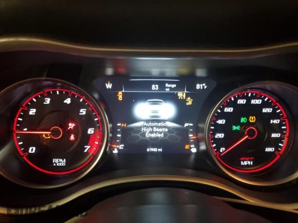 ✅ 2011 Dodge Charger Rallye • VIN: 2B3CL3CGXBH500438 • Lot: 65832495. Wystawiony na Copart z przebiegiem 177 000 mil. Bezpłatny archiwum sprzedaży aukcyjnych z USA i szczegółowy raport historii pojazdu na DreamBid. Zdjęcie 9.