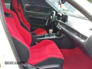 ✅ 2024 Honda Civic Type R • VIN: JHMFL5G41RX003113 • Lot: 42796737. Wystawiony na IAAI z przebiegiem 13 891 mil. Bezpłatny archiwum sprzedaży aukcyjnych z USA i szczegółowy raport historii pojazdu na DreamBid. Zdjęcie 5.