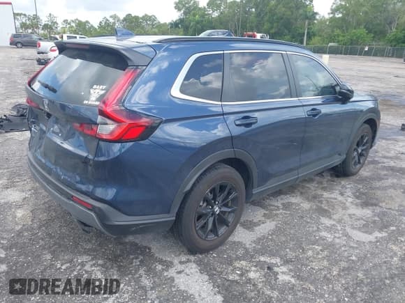 ✅ 2024 Honda CR-V Sport-L • VIN: 7FARS6H84RE055147 • Лот: 42462868. Опубликован ранее на IAAI с пробегом 7 483 миль. Бесплатный доступ к архиву аукционных продаж из США и подробный отчёт об истории автомобиля на DreamBid. Изображение 4.