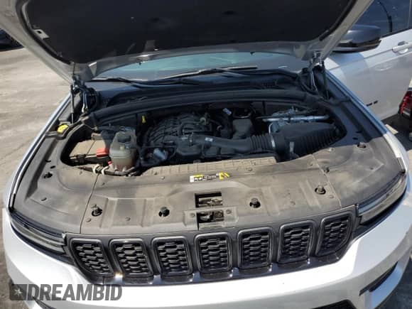 2022 Jeep Grand Cherokee Altitude with VIN 1C4RJGAG8N8616434, listed as a Copart auction lot 55284145 with 40,535 mi miles and Salvage title. Bid and sale history available at DreamBid. Image 12.