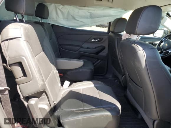 ✅ 2019 Chevrolet Traverse LT • VIN: 1GNEVHKWXKJ250566 • Lot: 62493503. Wystawiony na Copart z przebiegiem 50 808 mil. Bezpłatny archiwum sprzedaży aukcyjnych z USA i szczegółowy raport historii pojazdu na DreamBid. Zdjęcie 11.