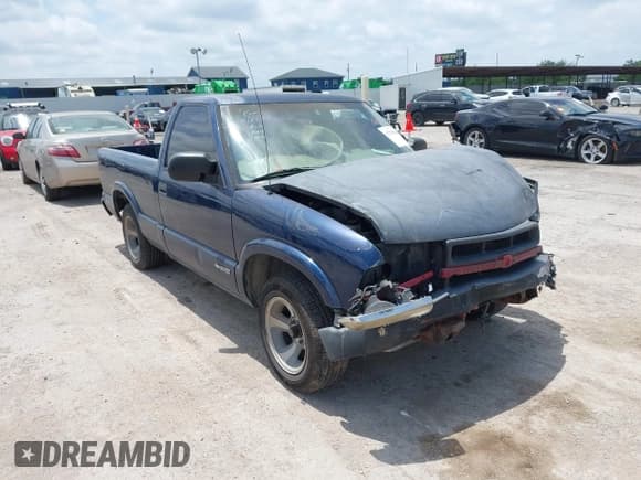 ✅ 1999 Chevrolet S-10 • VIN: 1GCCS1445X8191064 • Лот: 42351000. Опубликован ранее на IAAI с пробегом Не указан. Бесплатный доступ к архиву аукционных продаж из США и подробный отчёт об истории автомобиля на DreamBid. Изображение 1.