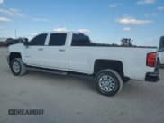 ✅ 2015 Chevrolet Silverado 2500HD LT • VIN: 1GC1CVE81FF100234 • Lot: 82527324. Listed on Copart with 195,796 mi. Free auction sales archive from the USA and detailed vehicle history report at DreamBid. Image 2.