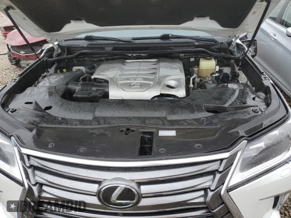 ✅ 2018 Lexus LX 570 • VIN: JTJHY7AX0J4256355 • Lot: 66490002. Wystawiony na Copart z przebiegiem 85 607 mil. Bezpłatny archiwum sprzedaży aukcyjnych z USA i szczegółowy raport historii pojazdu na DreamBid. Zdjęcie 7.