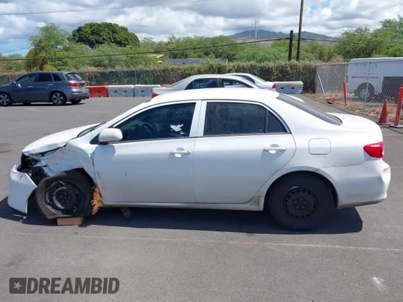 ✅ 2012 Toyota Corolla L • VIN: 2T1BU4EE6CC790942 • Lot: 42465144. Wystawiony na IAAI z przebiegiem 113 232 mil. Bezpłatny archiwum sprzedaży aukcyjnych z USA i szczegółowy raport historii pojazdu na DreamBid. Zdjęcie 14.