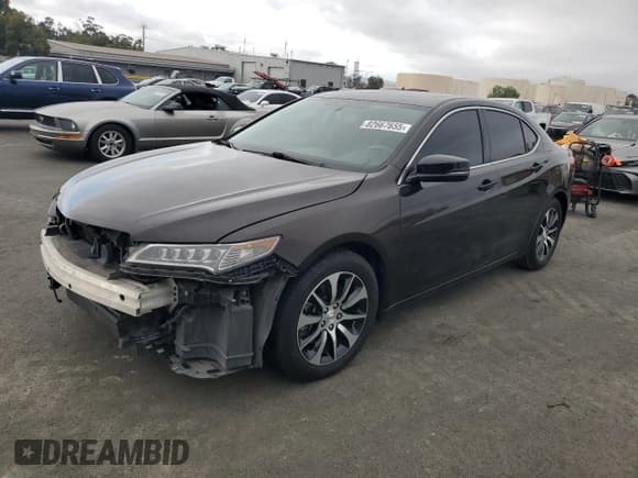 ✅ 2015 Acura TLX • VIN: 19UUB1F39FA017967 • Lot: 82667655. Listed on Copart with 125,192 mi. Free auction sales archive from the USA and detailed vehicle history report at DreamBid. Image 1.