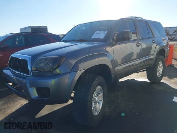 ✅ 2007 Toyota 4Runner SR5 • VIN: JTEZU14R670095745 • Lot: 43453353. Wystawiony na IAAI z przebiegiem 251 124 mil. Bezpłatny archiwum sprzedaży aukcyjnych z USA i szczegółowy raport historii pojazdu na DreamBid. Zdjęcie 17.