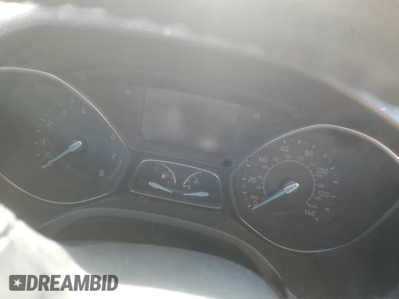 ✅ 2015 Ford Focus Titanium • VIN: 1FADP3N2XFL230263 • Lot: 86443185. Wystawiony na Copart z przebiegiem Nie podano. Bezpłatny archiwum sprzedaży aukcyjnych z USA i szczegółowy raport historii pojazdu na DreamBid. Zdjęcie 9.