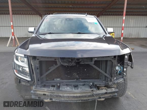 ✅ 2015 Chevrolet Suburban LTZ • VIN: 1GNSKKKCXFR194683 • Lot: 43623981. Wystawiony na IAAI z przebiegiem 200 298 mil. Bezpłatny archiwum sprzedaży aukcyjnych z USA i szczegółowy raport historii pojazdu na DreamBid. Zdjęcie 6.