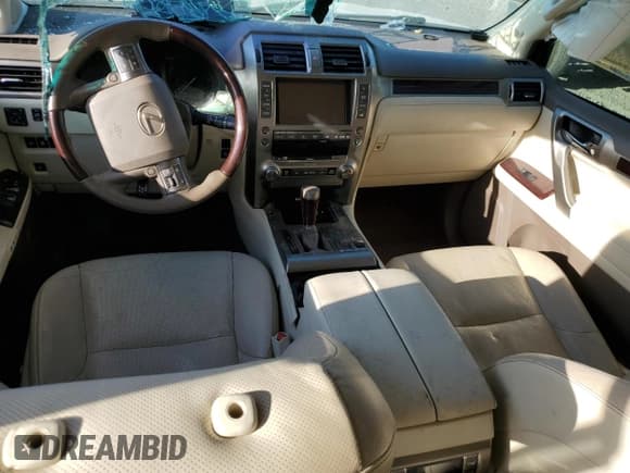 ✅ 2019 Lexus GX 460 Premium • VIN: JTJBM7FX5K5218433 • Лот: 85768025. Опубликован ранее на Copart с пробегом Не указан. Бесплатный доступ к архиву аукционных продаж из США и подробный отчёт об истории автомобиля на DreamBid. Изображение 8.