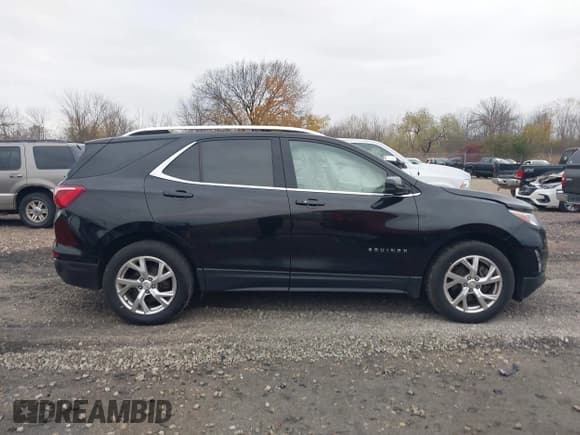 ✅ 2020 Chevrolet Equinox LT • VIN: 3GNAXVEX7LL267282 • Lot: 43636591. Wystawiony na IAAI z przebiegiem 133 333 mil. Bezpłatny archiwum sprzedaży aukcyjnych z USA i szczegółowy raport historii pojazdu na DreamBid. Zdjęcie 12.