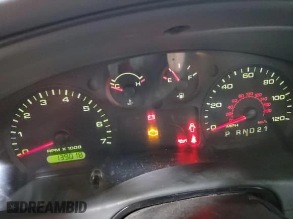 ✅ 2010 Ford Ranger XL • VIN: 1FTKR1AD1APA41123 • Lot: 43719375. Wystawiony na Copart z przebiegiem 139 018 mil. Bezpłatny archiwum sprzedaży aukcyjnych z USA i szczegółowy raport historii pojazdu na DreamBid. Zdjęcie 9.