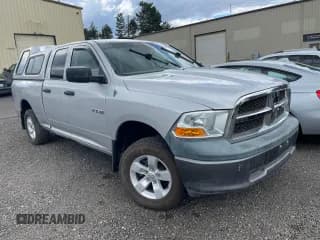 ✅ 2010 Dodge 1500 SLT • VIN: 1D7RV1GP2AS142489 • Lot: 65832675. Wystawiony na Copart z przebiegiem Nie podano. Bezpłatny archiwum sprzedaży aukcyjnych z USA i szczegółowy raport historii pojazdu na DreamBid. Zdjęcie 1.