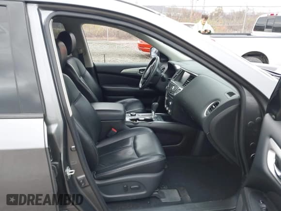 ✅ 2018 Nissan Pathfinder Platinum • VIN: 5N1DR2MM8JC613477 • Лот: 43675146. Опубликован ранее на IAAI с пробегом 114 220 миль. Бесплатный доступ к архиву аукционных продаж из США и подробный отчёт об истории автомобиля на DreamBid. Изображение 5.