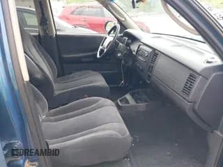 ✅ 2001 Dodge Dakota Sport • VIN: 1B7HG2AN21S194735 • Lot: 42182165. Wystawiony na IAAI z przebiegiem 163 350 mil. Bezpłatny archiwum sprzedaży aukcyjnych z USA i szczegółowy raport historii pojazdu na DreamBid. Zdjęcie 5.